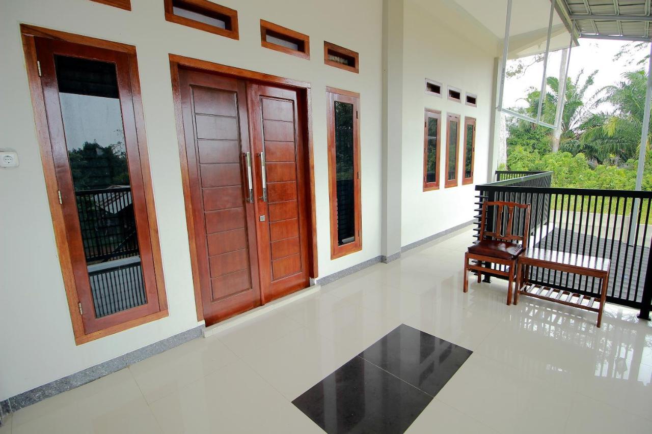 Oyo 739 Guest House Si Kancil Bengkulu Buitenkant foto