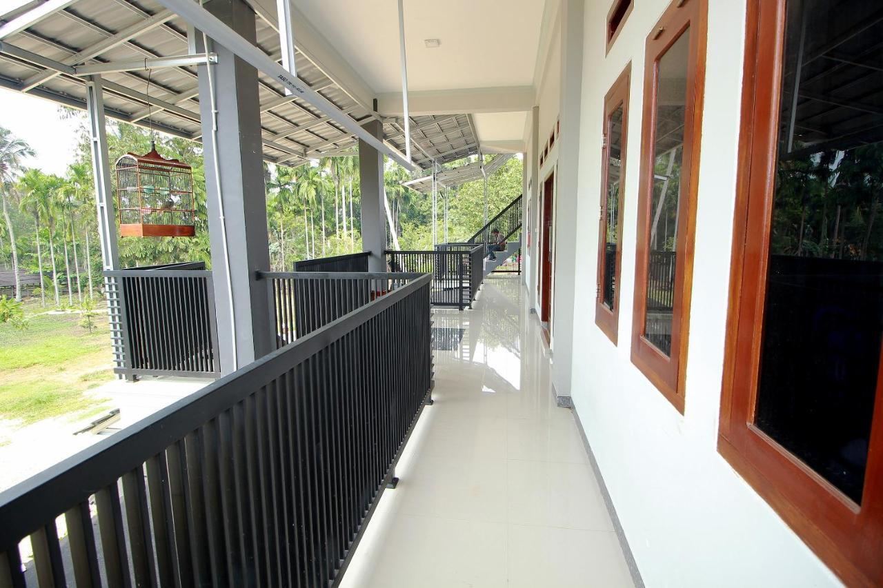 Oyo 739 Guest House Si Kancil Bengkulu Buitenkant foto