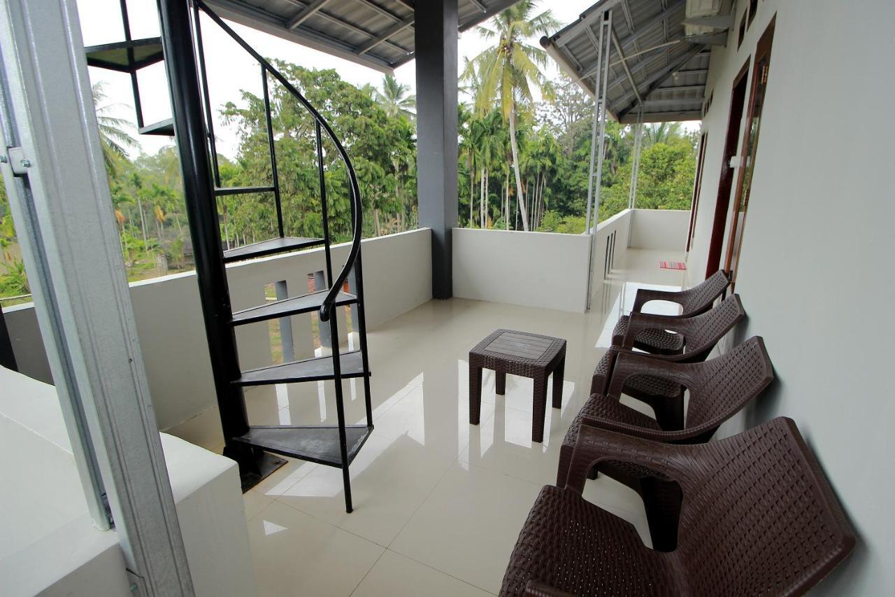 Oyo 739 Guest House Si Kancil Bengkulu Buitenkant foto